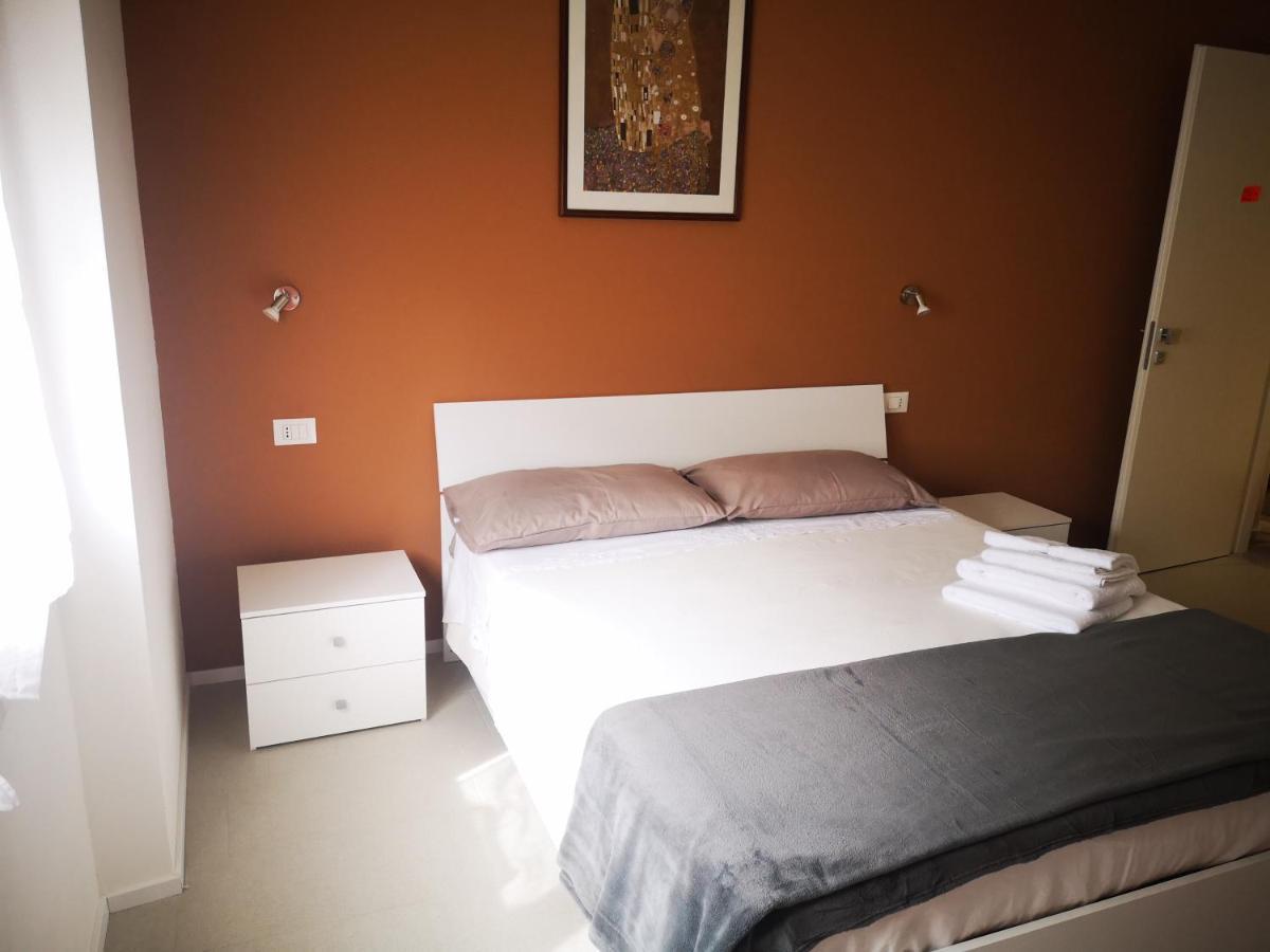 Il Giardino Di Anna - Charming Rooms In קליארי מראה חיצוני תמונה